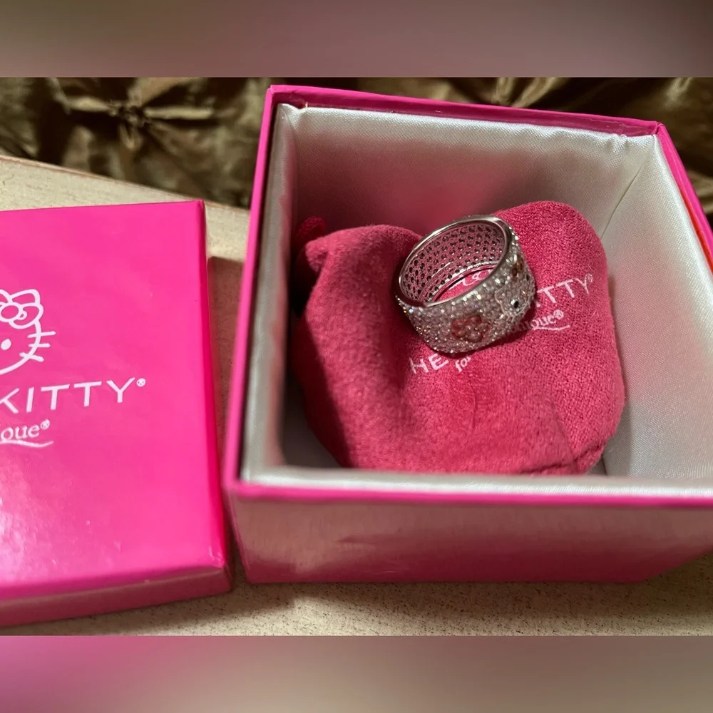 Hello Kitty Sanrio for Diamonique Hello Kitty Flower Eternity Ring size 8 1/2 🌸 - Picture 11 of 14